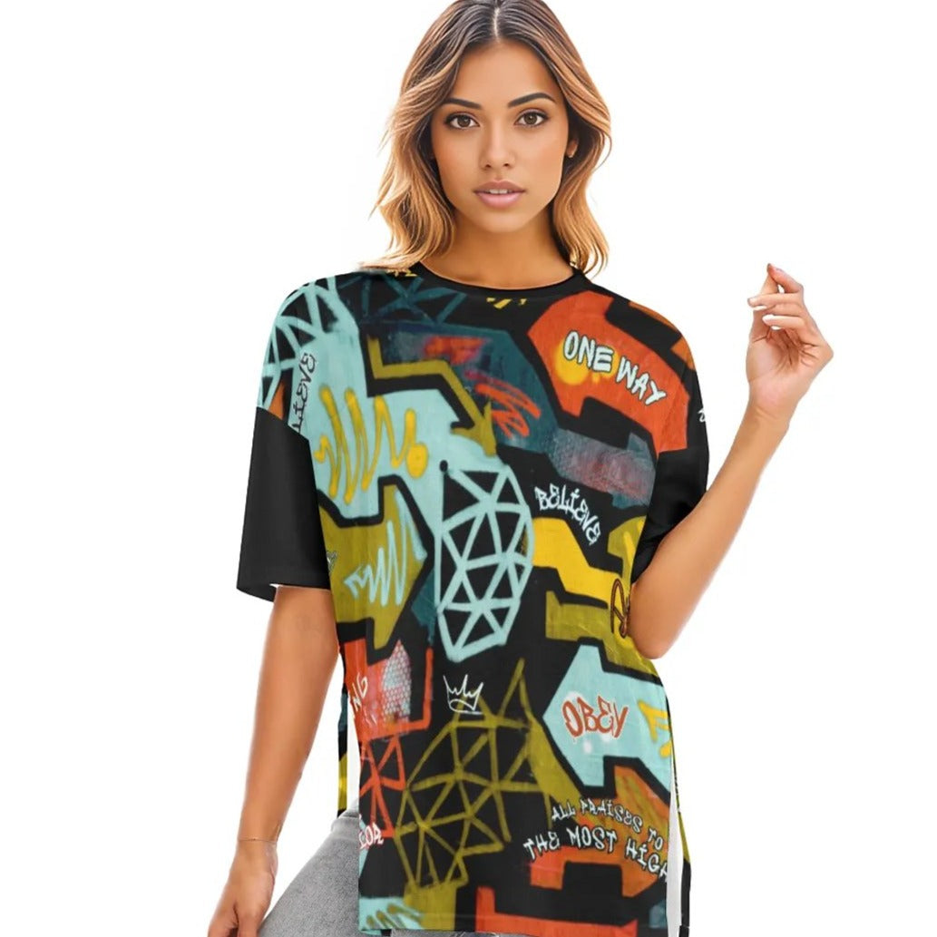 GRAFFITI GOD T Shirt with Hem Split